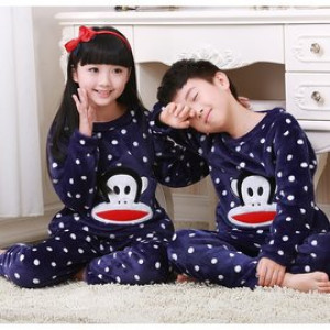 [Children autumn and winter cold warm warm cold sleep suit clothing] winter warmth, bathing, sleeping, get up in the morning, bath finished, a multi-purpose, children's coral cashmere warm comfortable nightgown set
