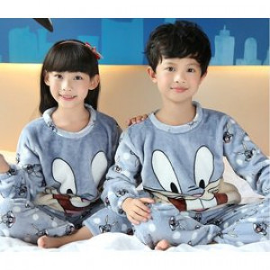 [Children autumn and winter cold warm warm cold sleep suit clothing] winter warmth, bathing, sleeping, get up in the morning, bath finished, a multi-purpose, children's coral cashmere warm comfortable nightgown set