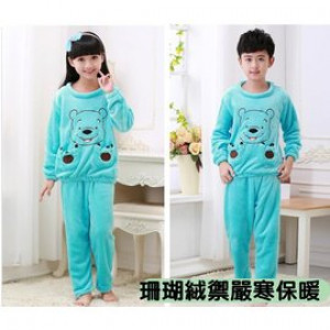 [Children autumn and winter cold warm warm cold sleep suit clothing] winter warmth, bathing, sleeping, get up in the morning, bath finished, a multi-purpose, children's coral cashmere warm comfortable nightgown set