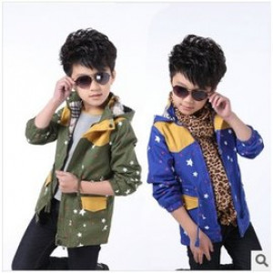 【Four seasons wild children's windbreaker autumn warm, wind jacket】 Four seasons wear handsome cotton coat jacket / autumn and winter jacket / children. Large child coat / hooded jacket ☆ 100-150 ☆